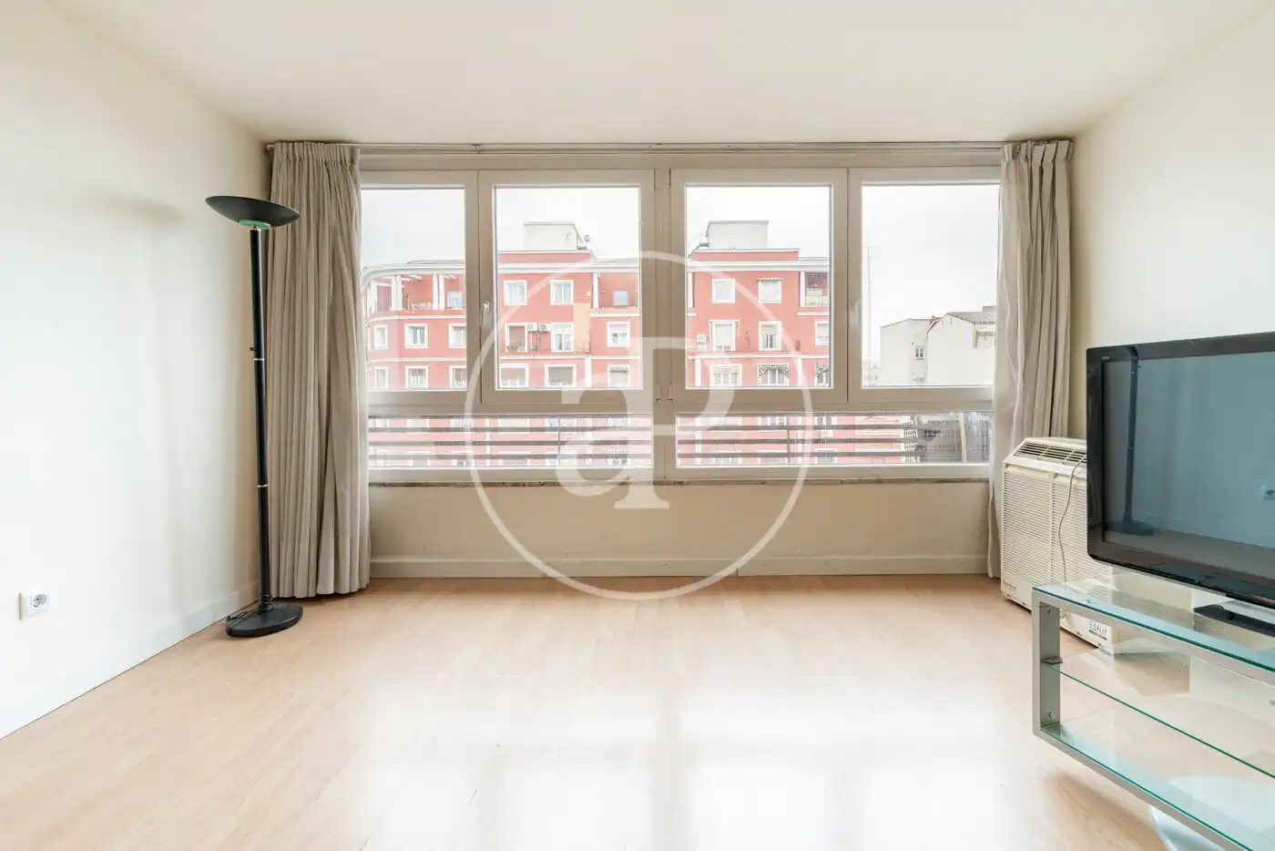 Vista exterior de Piso en venta en Madrid con Aire acondicionado y Calefacción