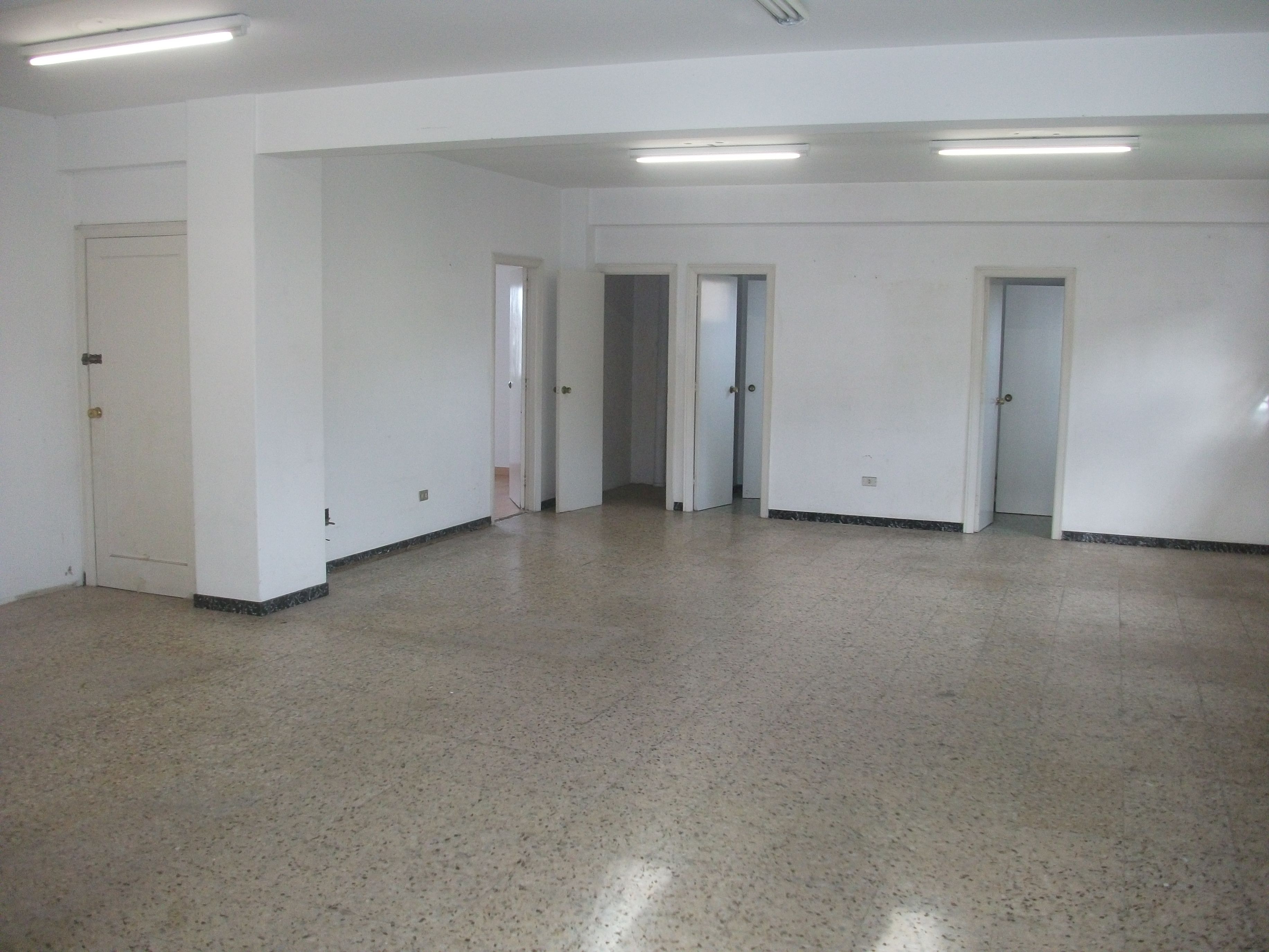 Premises to rent in Vigo   with Alarm