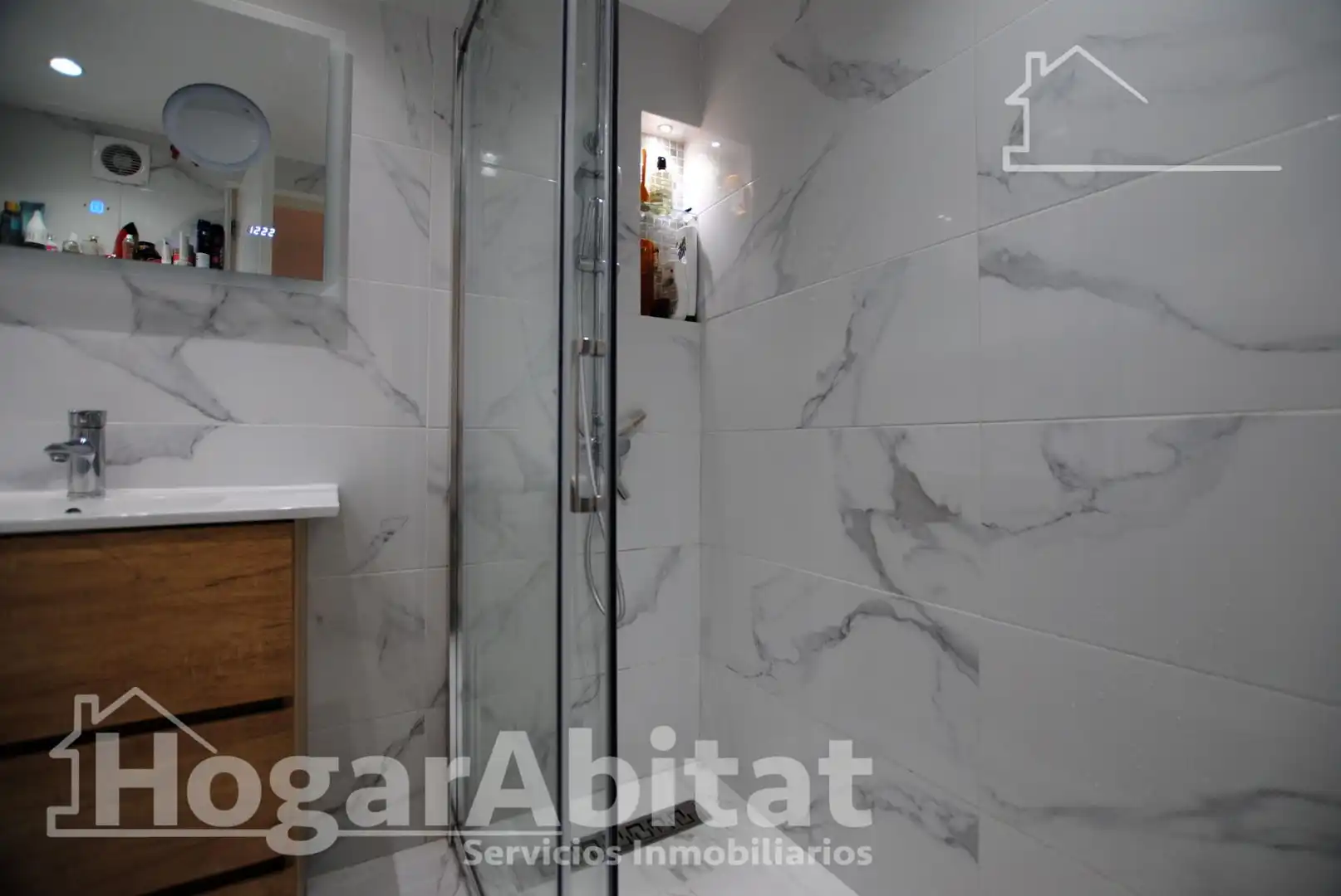 Baño de Piso en venta en Gandia con Aire acondicionado, Calefacción y Terraza