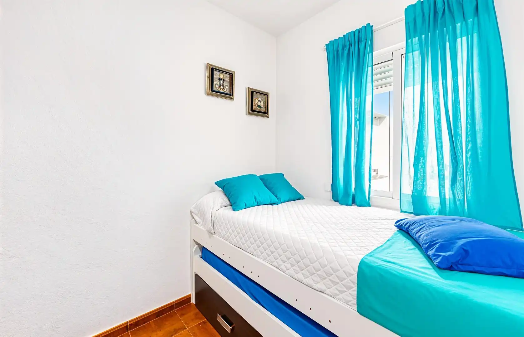 Habitación de Apartamento en venta en Chiclana de la Frontera con Aire acondicionado, Jardín privado y Terraza