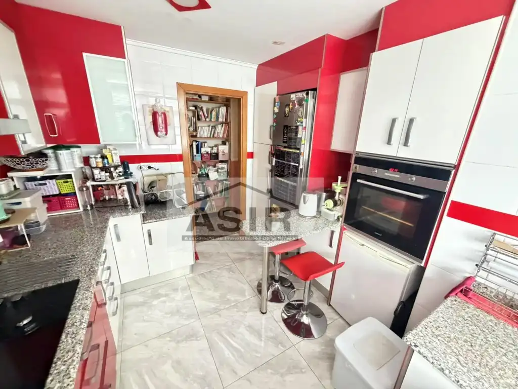 Penthouse with lift for sale in Calle Covadonga, imagen 10