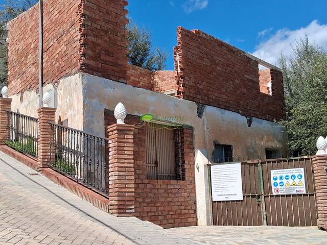 Casa-chalet en Venta en Sayalonga