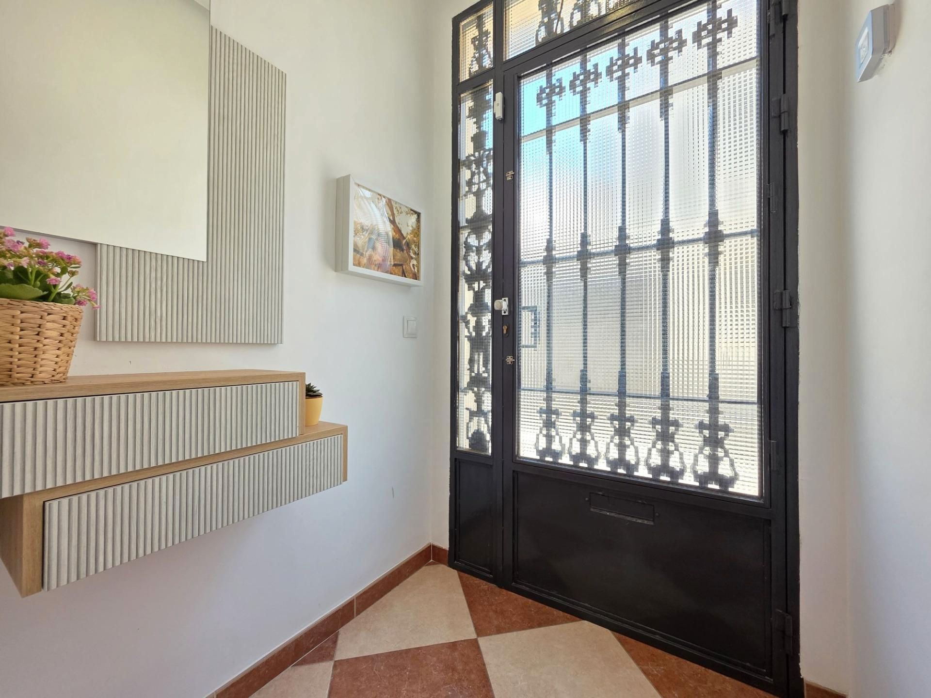 Casa adosada en venta en  Jaén Capital con Aire acondicionado, Calefacción y Terraza