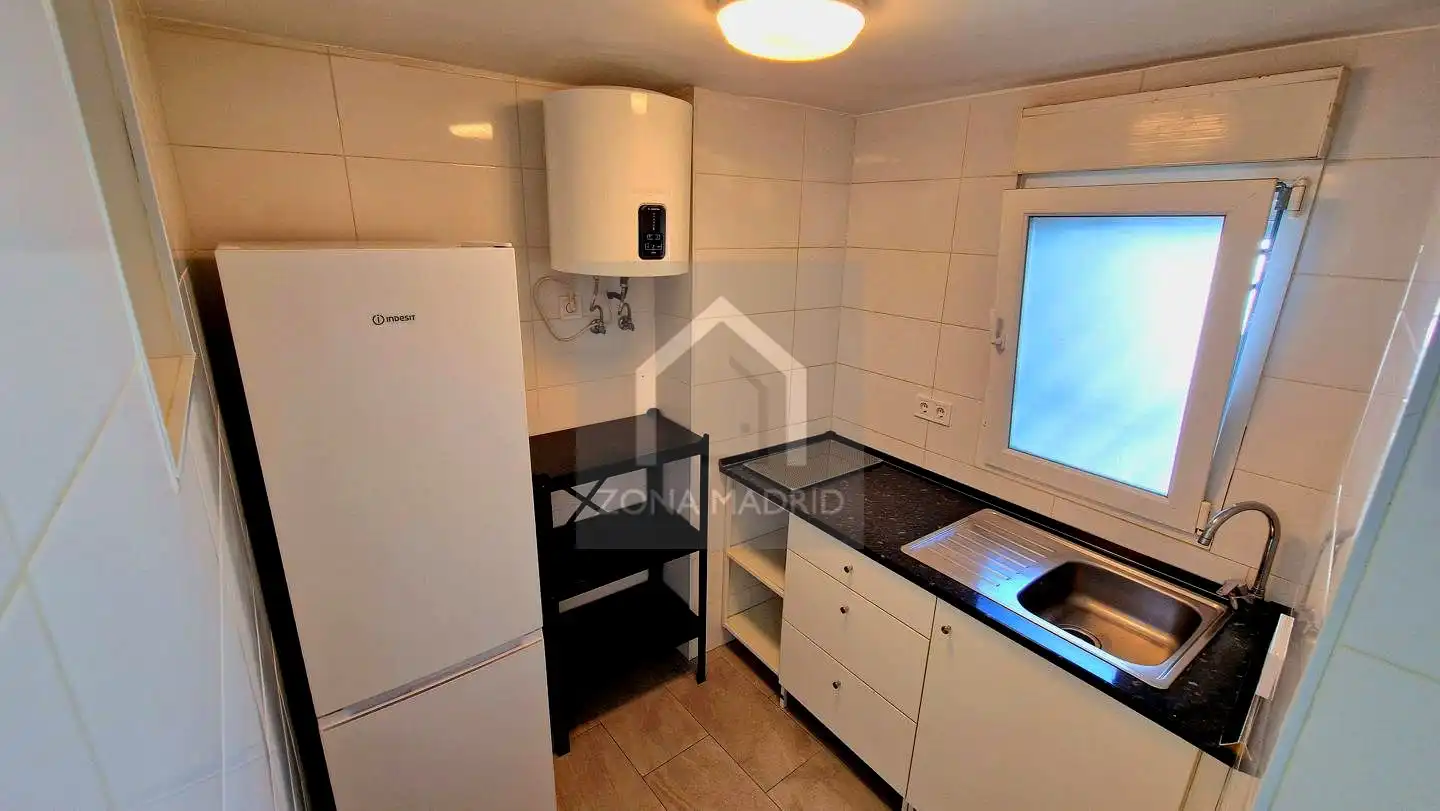 Küche von Wohnung zur Miete in Madrid