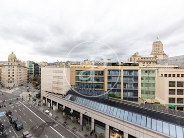 Pis amb ascensor en venda a Carrer de Pelai