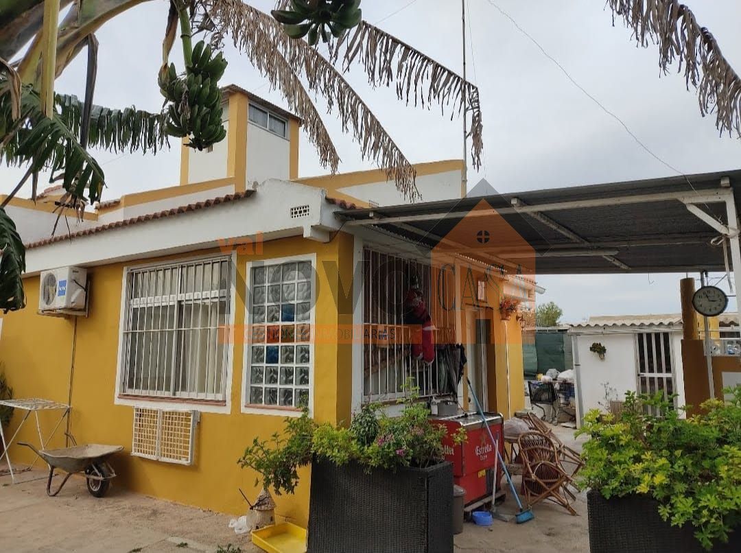 Vista exterior de Casa o xalet en venda en Picassent amb Traster