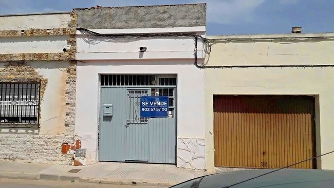 Vista exterior de Piso en venta en Cartagena