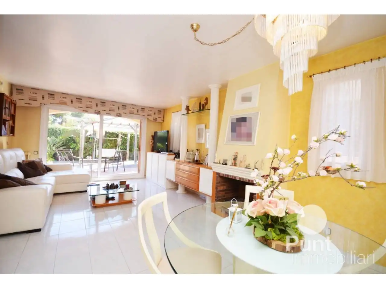 Garden of Detached homes for sale in Premià de Dalt  with Air Conditioner, Heating and Private garden