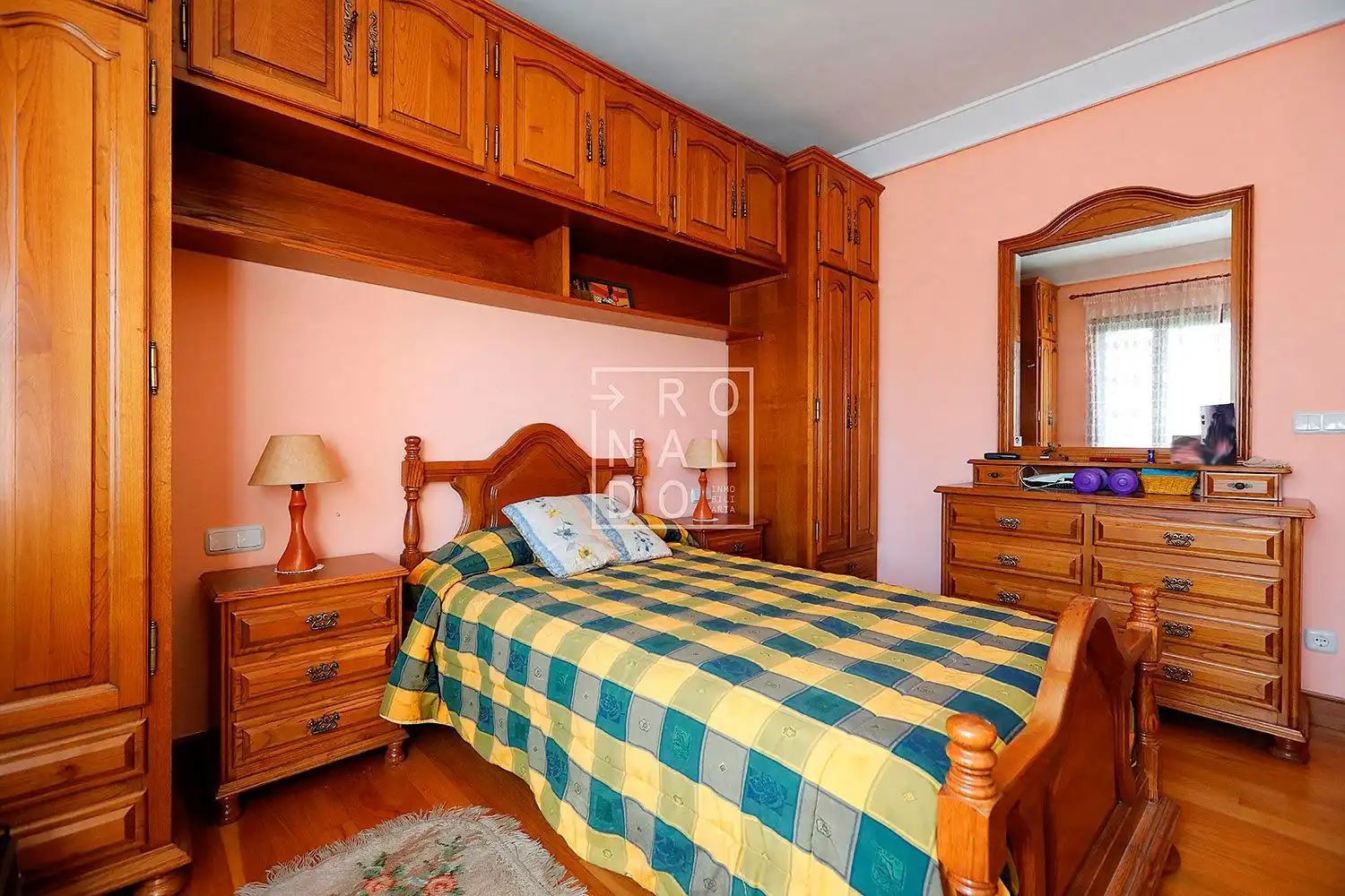 Habitación de Casa o chalet en venta en Irun  con Calefacción, Jardín privado y Terraza