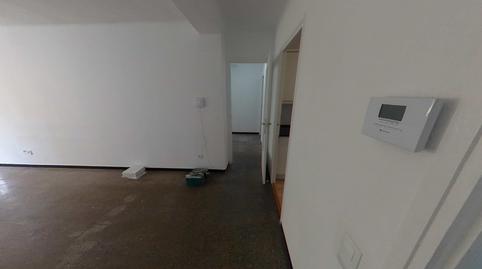 Foto 3 de Piso en venta en C/ Monturiol, Les Torres, Rubí