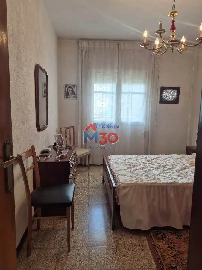 Habitación de Piso en venta en Miranda de Ebro con Calefacción, Terraza y Trastero