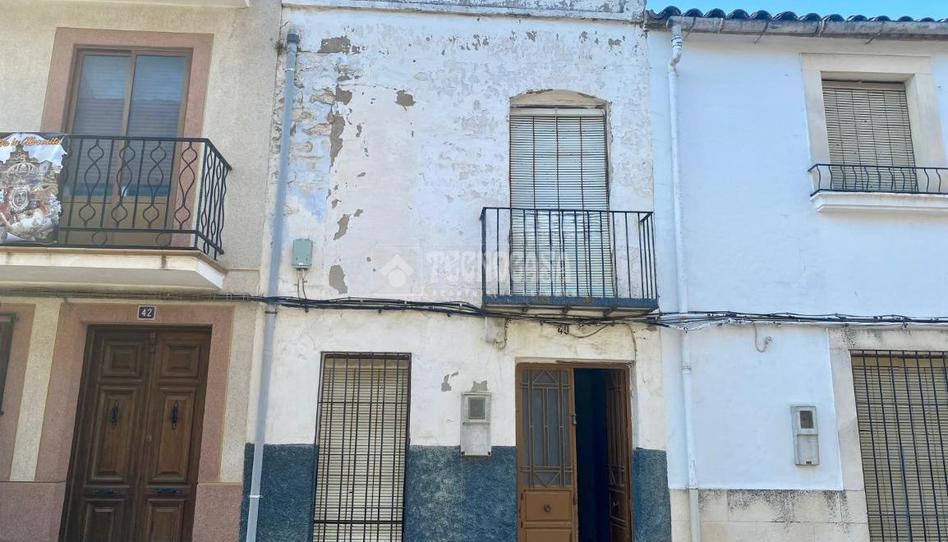 Foto 1 de Casa adosada en venda a Sabiote, Jaén