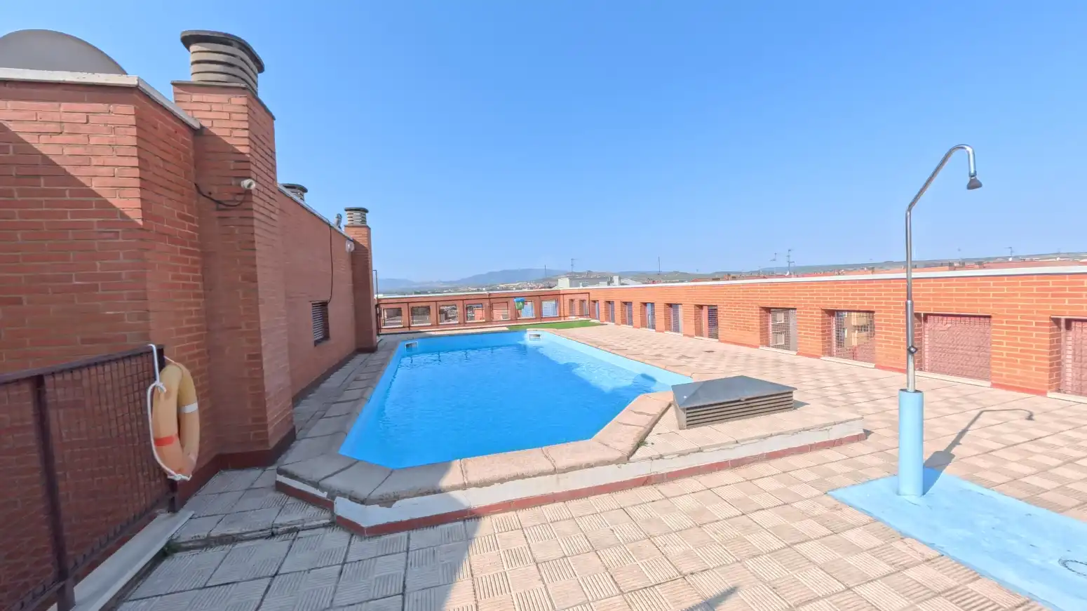 Swimming pool of Flat for sale in  Logroño  with Heating, Parquet flooring and Storage room
