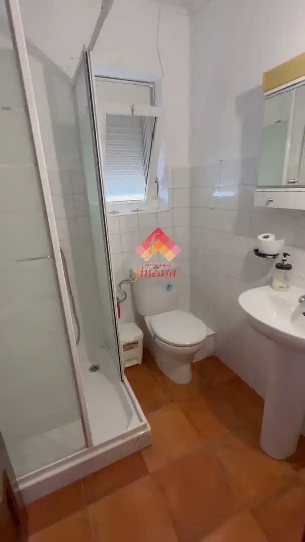 Bathroom of Flat for sale in Ronda  with Air Conditioner and Furnished