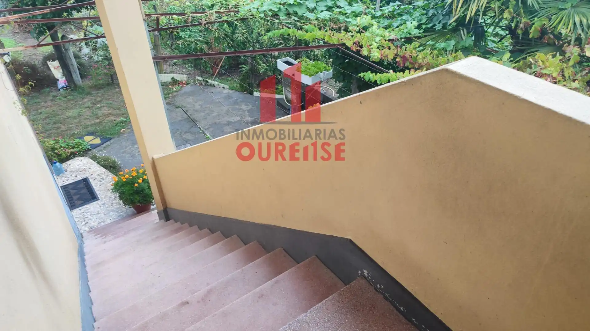 Exterior view of Houses for sale in Ourense Capital   with Private garden, Terrace and Storage room