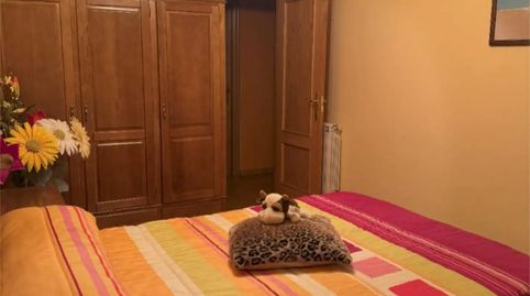 Foto 3 de Piso en venta en Avenida Constitución, 94, Cacabelos, León