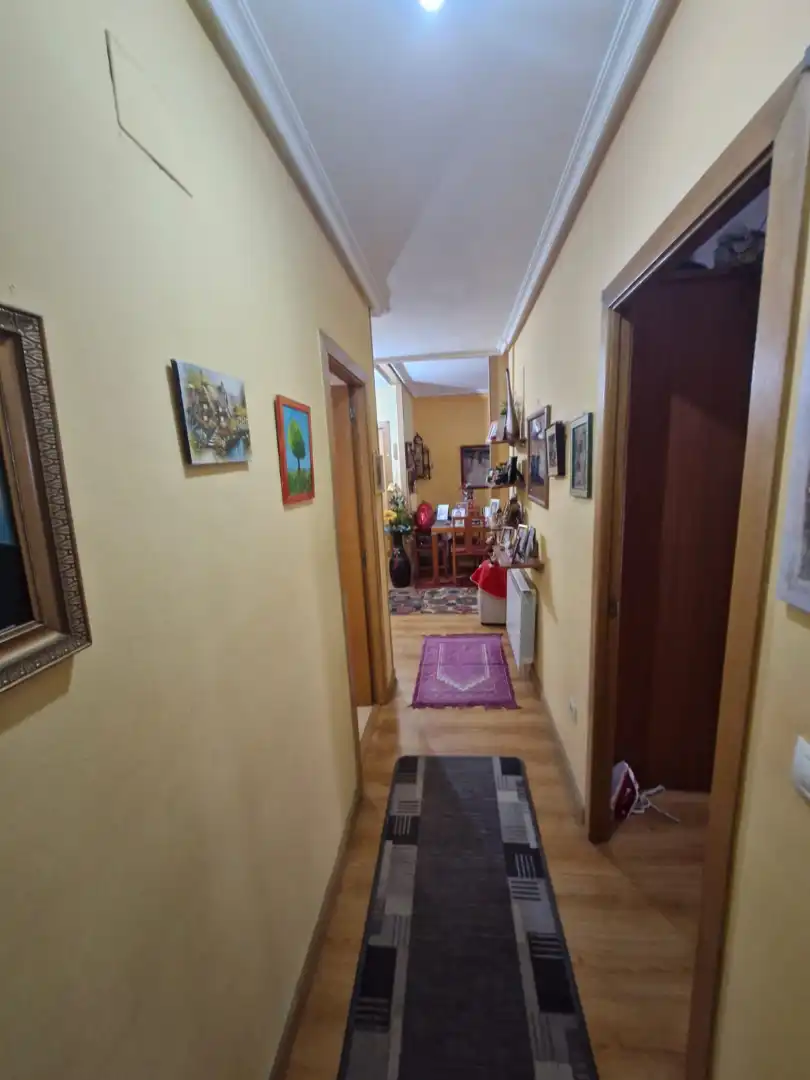 Piso en venta en Ourense Capital  con Calefacción, Parquet y Horno