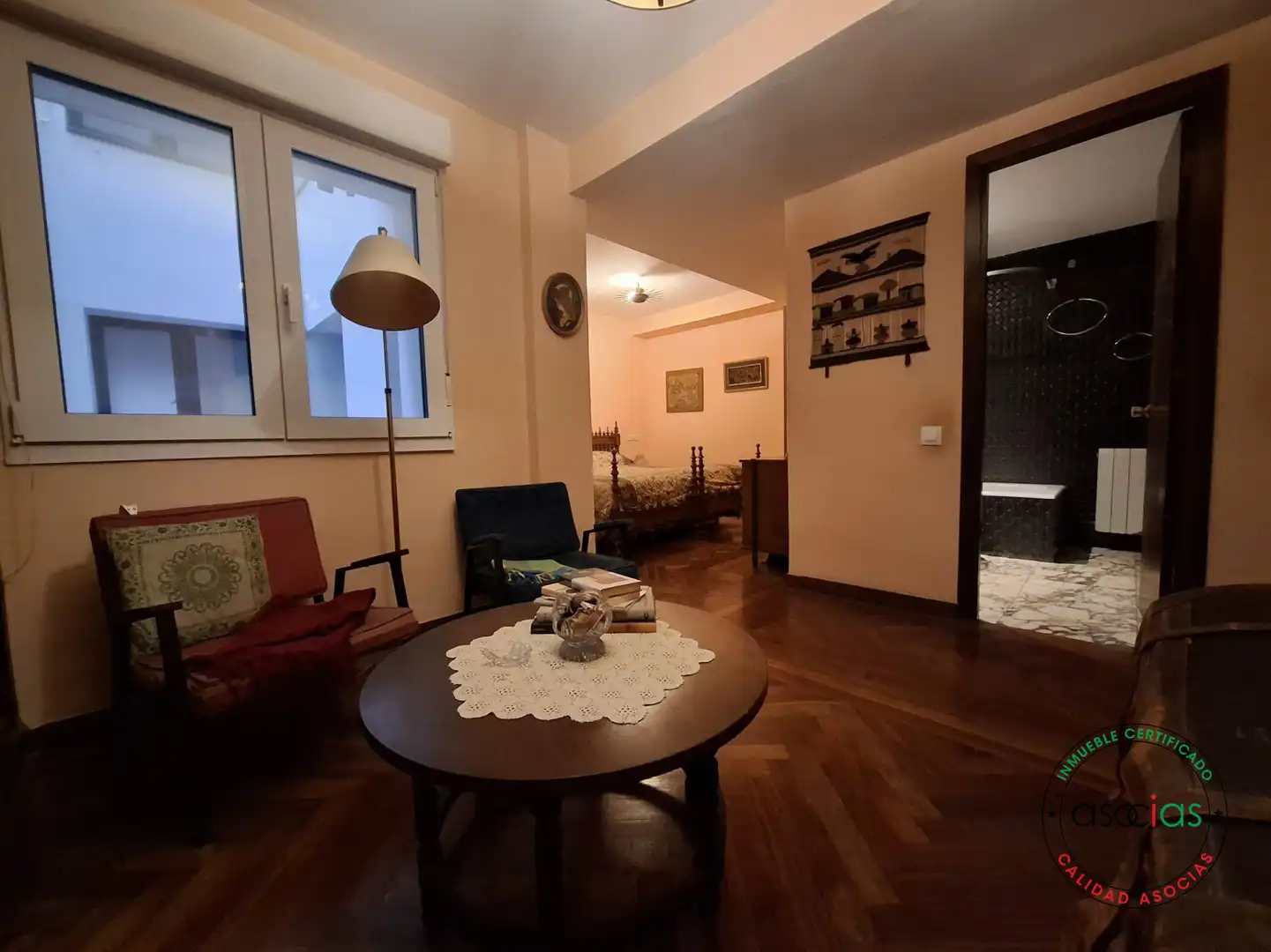 Sala d'estar de Pis en venda en Gijón  amb Calefacció, Parquet i Terrassa