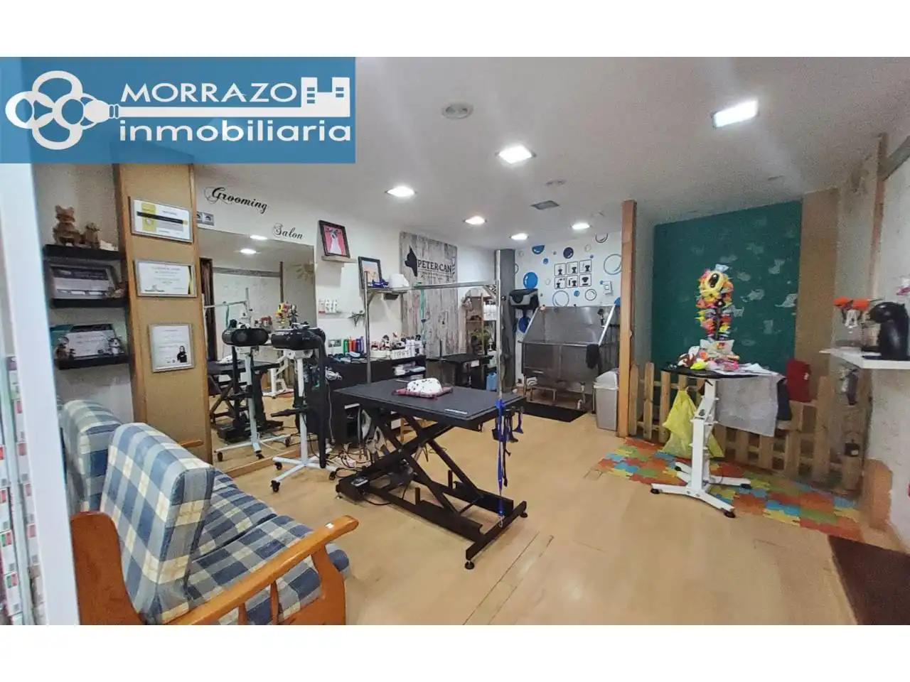 Business premises for transfer in Calle Alfonso Rodríguez Castelao 3, imagen 9