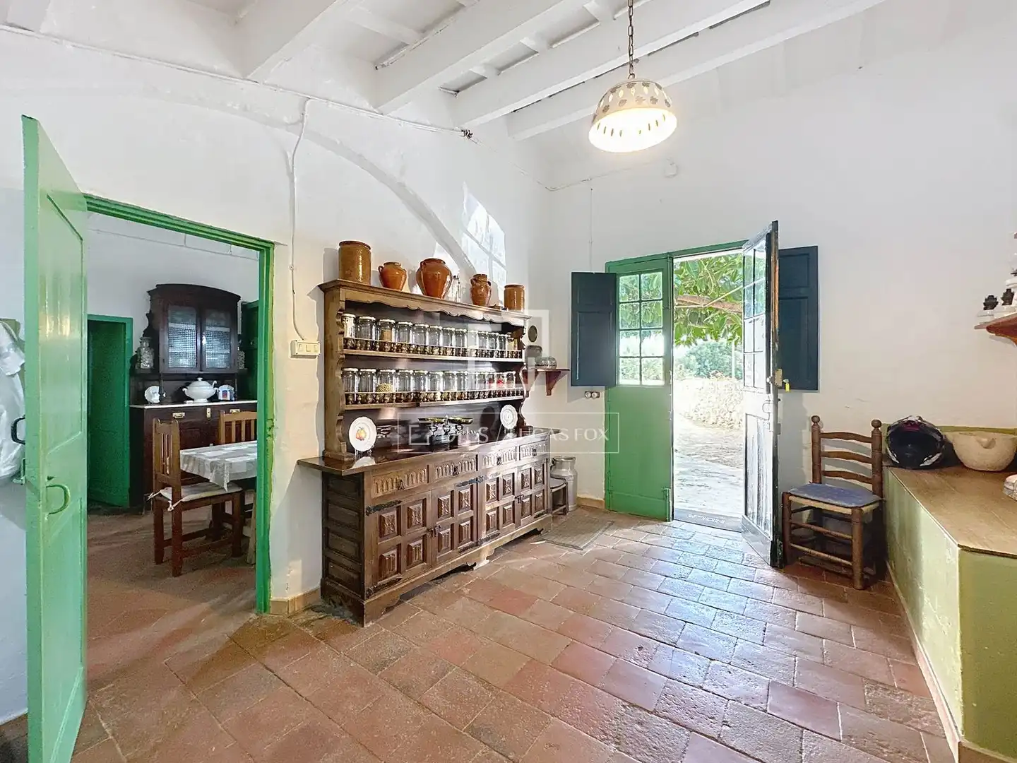 Küche von Country house zum Verkauf in Es Castell mit Privatgarten, Abstellraum und Balkon