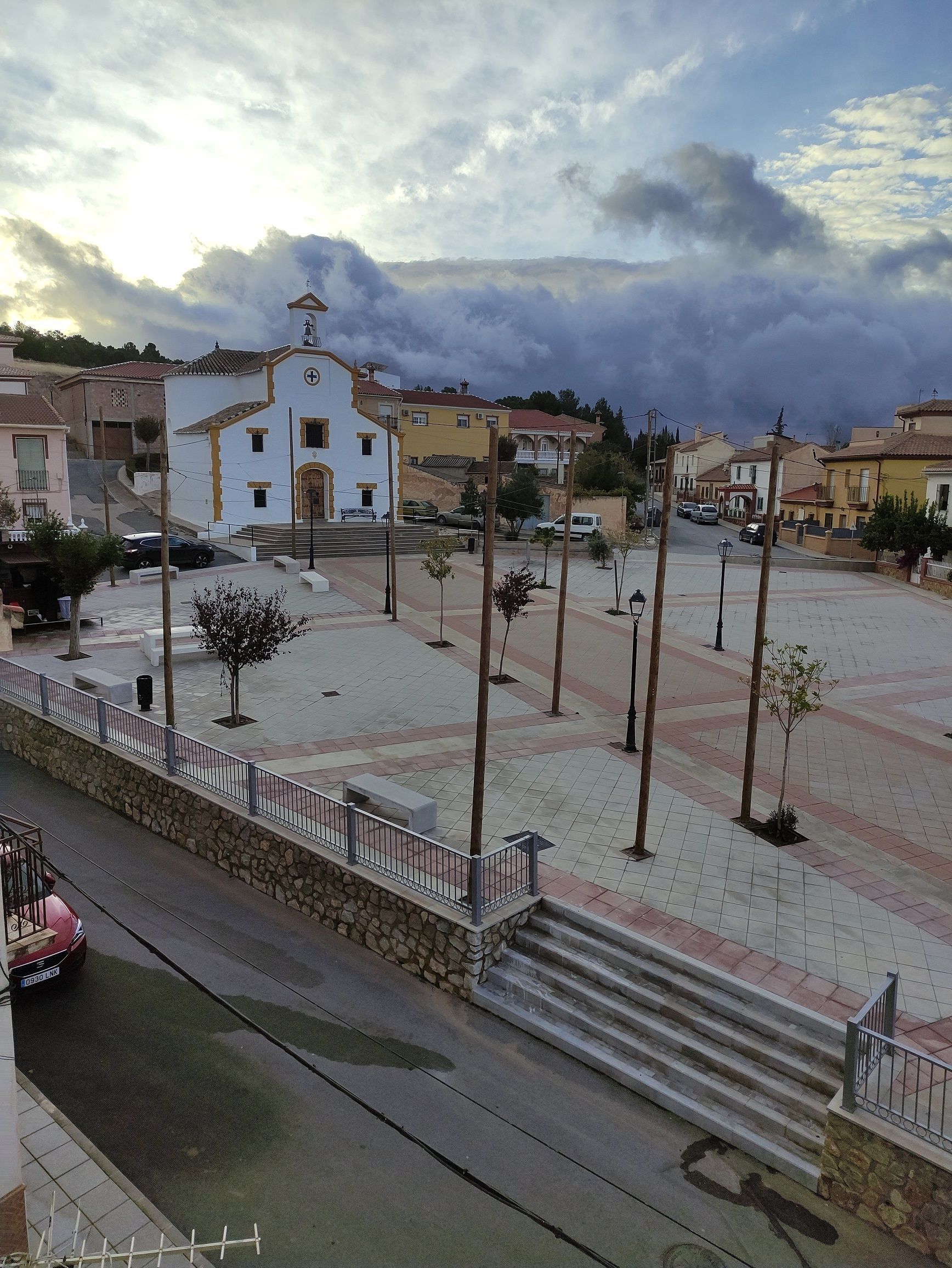 Vista exterior de Casa o xalet en venda en Escúzar amb Terrassa i Balcó