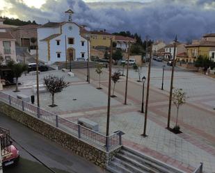 Vista exterior de Casa o xalet en venda en Escúzar amb Terrassa i Balcó