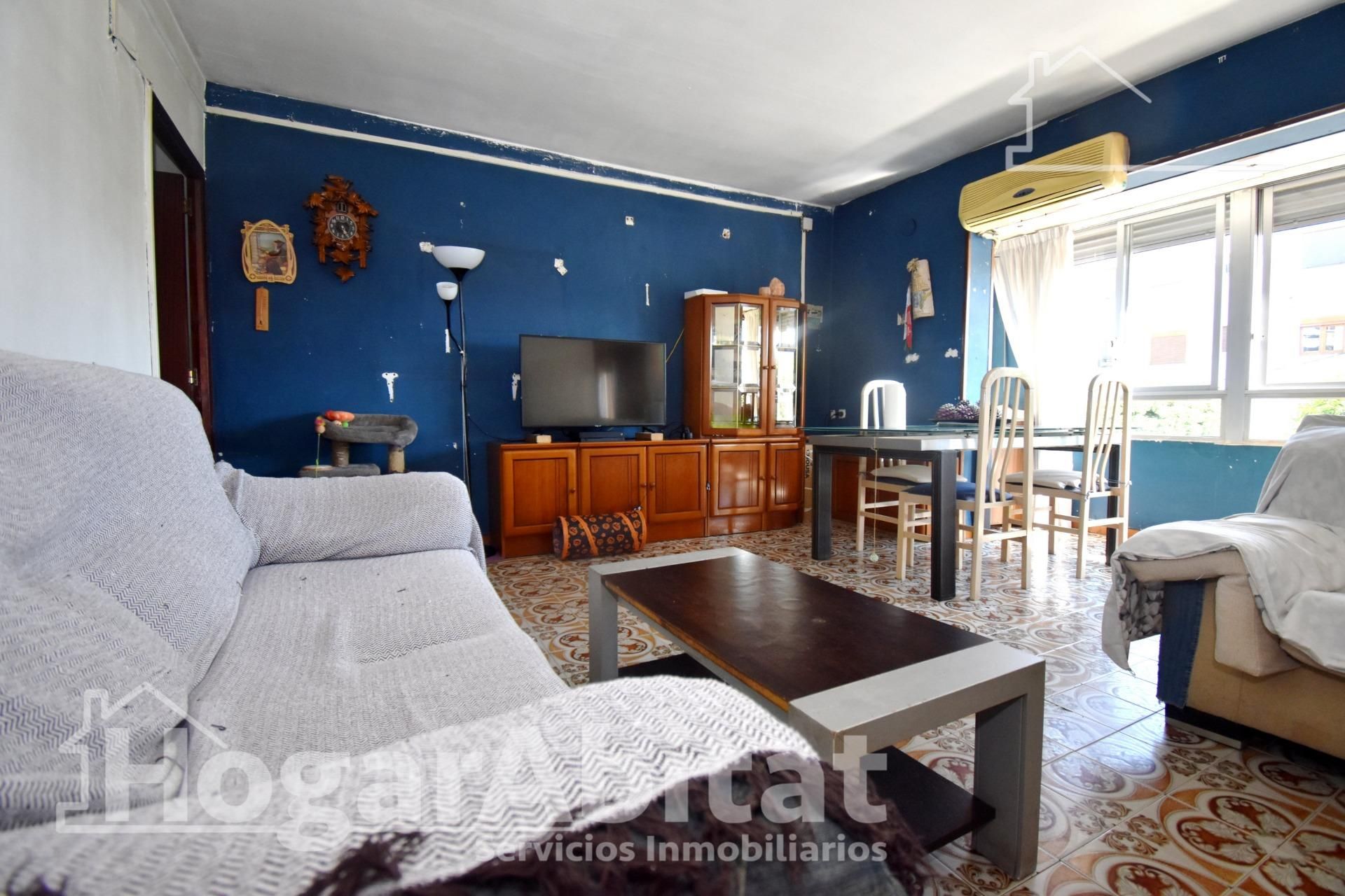 Living room of House or chalet for sale in Oropesa del Mar / Orpesa  with Terrace, Storage room and Balcony