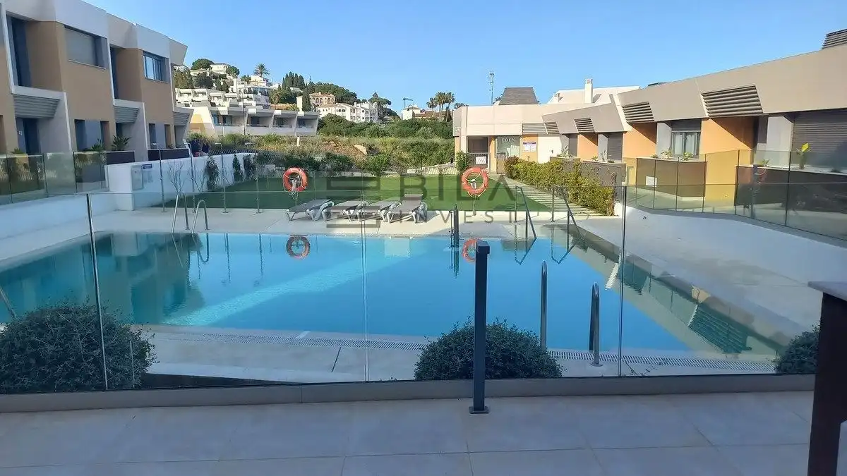 Reihenhaus mit Pool zum Verkauf in Dingo, imagen 3