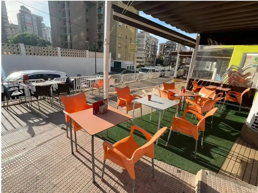 Terraza de Local en venta en Juzgados - Plaza de Toros