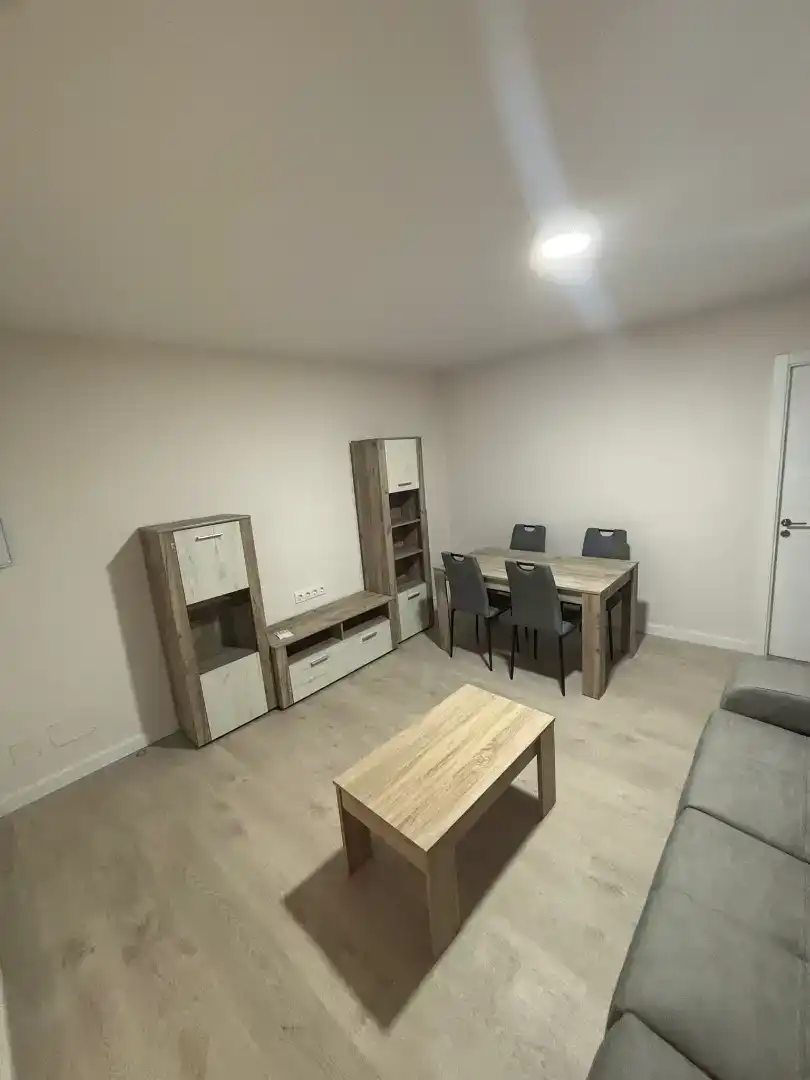Living room of Flat for rent in Vigo   with Private garden, Parquet flooring and Storage room