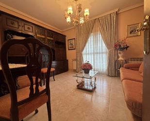 Flat to rent in De La Margarita, Flores