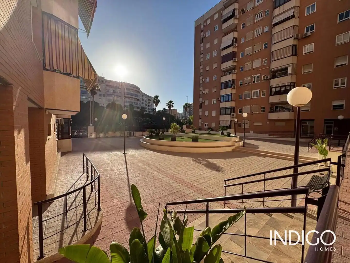 Vista exterior de Piso en venta en Alicante / Alacant con Aire acondicionado, Calefacción y Piscina