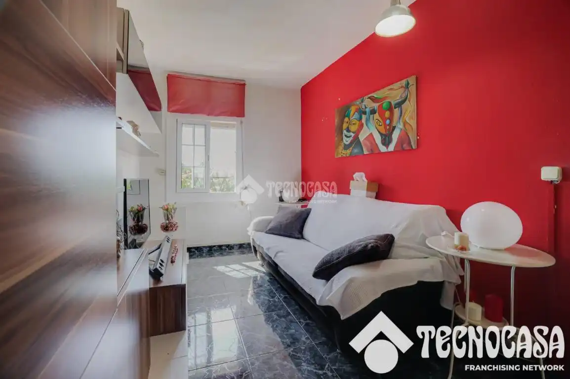 Habitación de Piso en venta en Badalona con Parquet