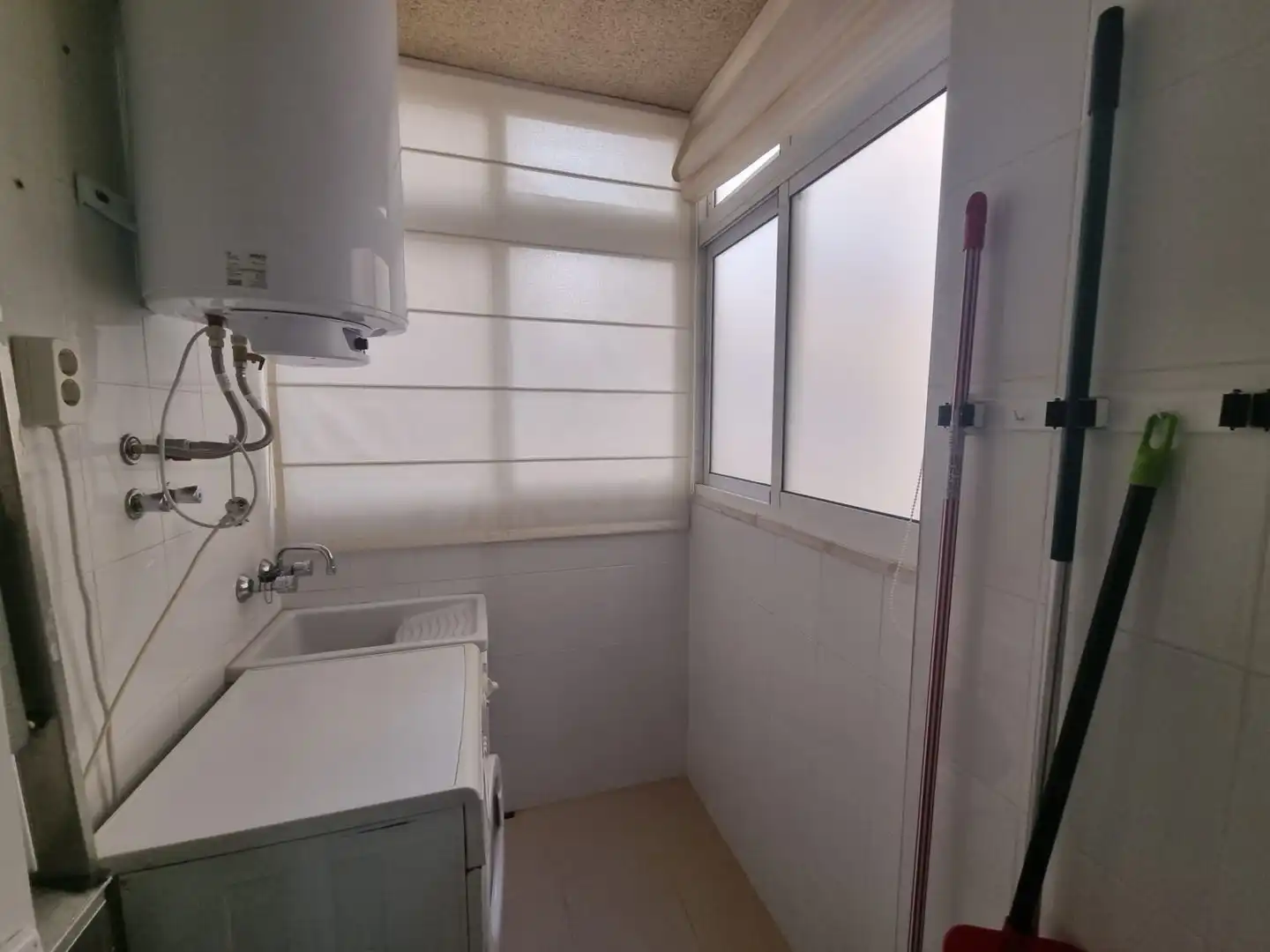 Baño de Piso en venta en Torremolinos con Aire acondicionado y Terraza