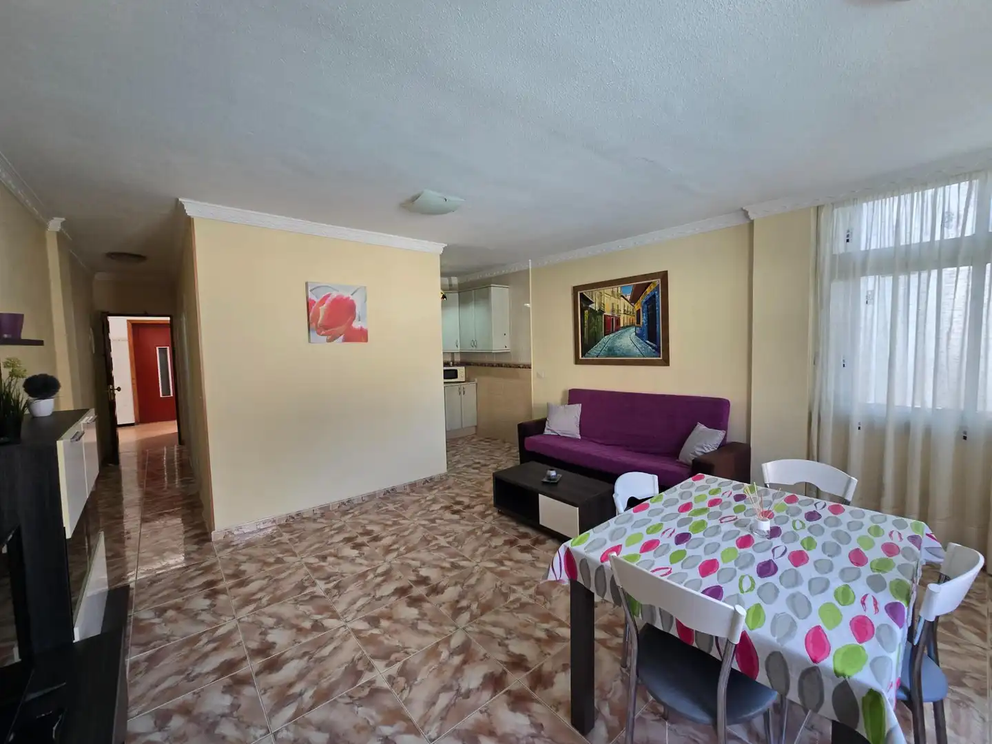 Sala d'estar de Apartament de lloguer en San Bartolomé de Tirajana amb Moblat i Piscina comunitària