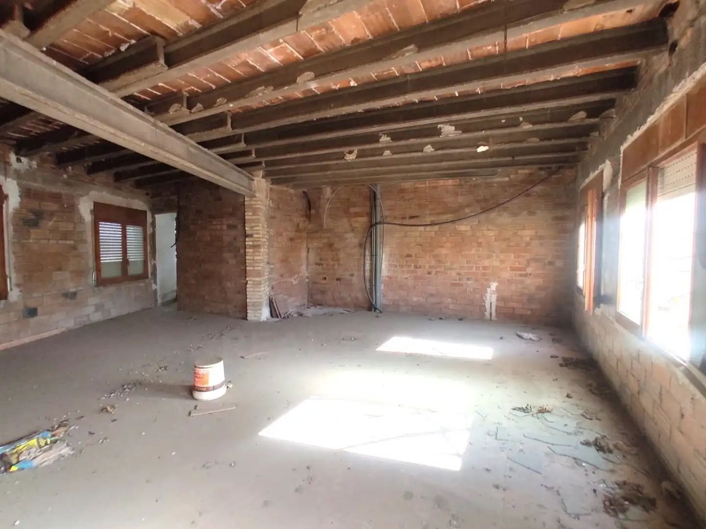 Edificio en venta en Llorenç del Penedès