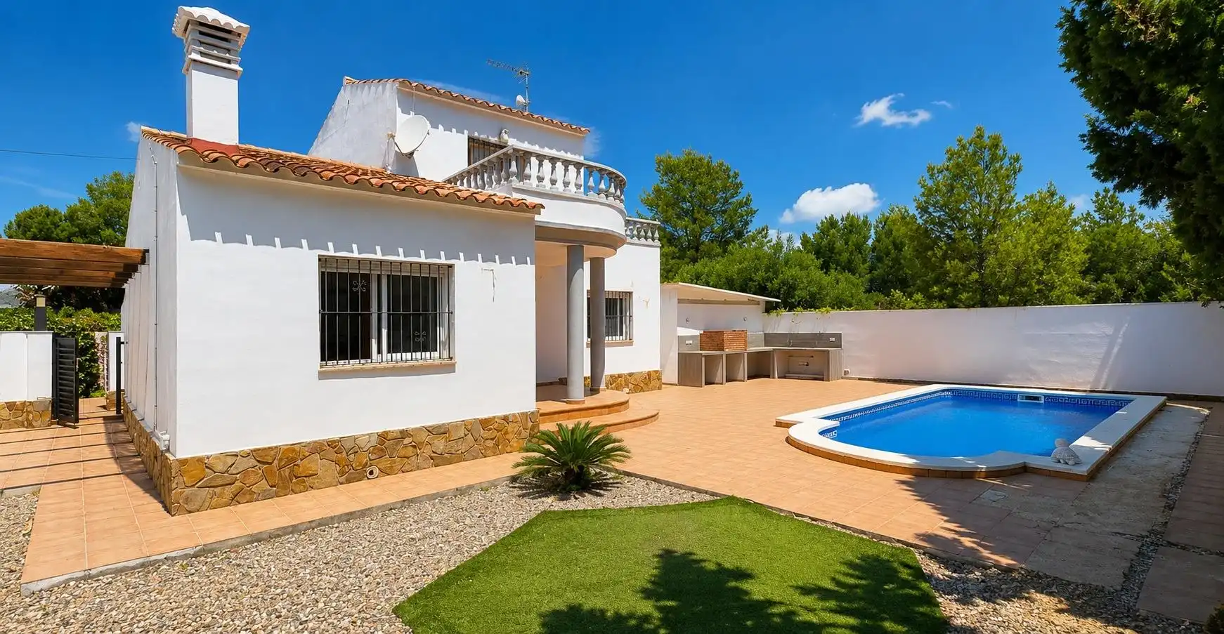 Vista exterior de Casa o chalet en venta en L'Ametlla de Mar  con Jardín privado, Terraza y Piscina