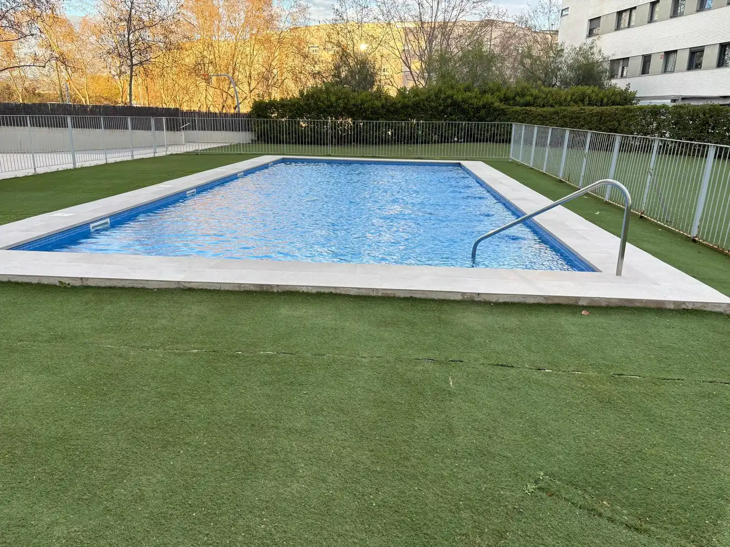 Piscina de Piso en venta en Sabadell con Jardín privado, Parquet y Piscina