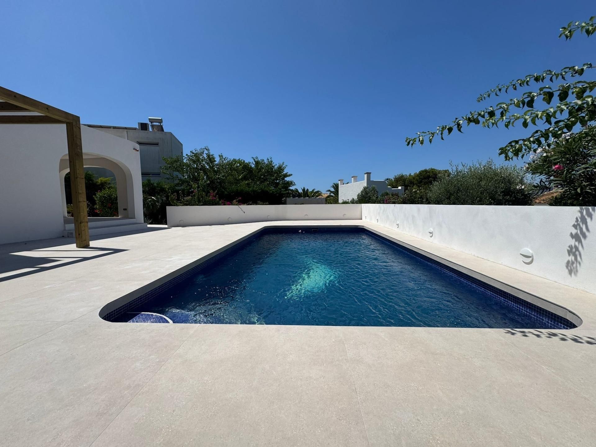 Piscina de Casa o xalet en venda en Jávea / Xàbia amb Aire condicionat, Calefacció i Jardí privat