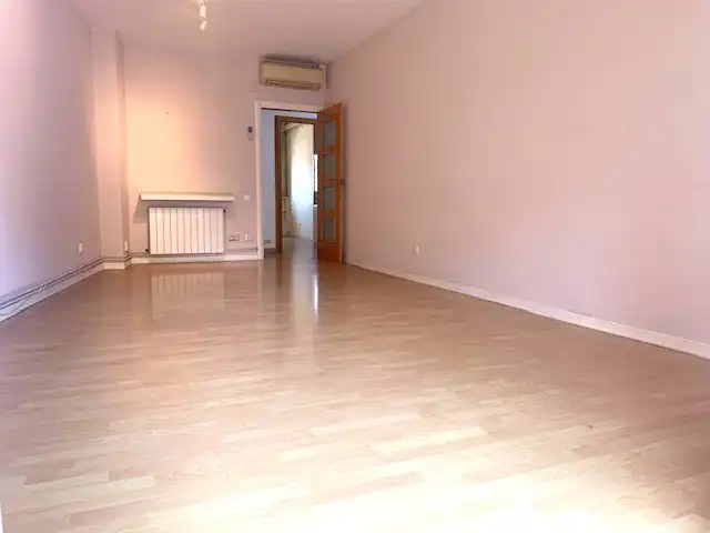 Sala de estar de Piso en venta en Badalona con Aire acondicionado, Calefacción y Parquet