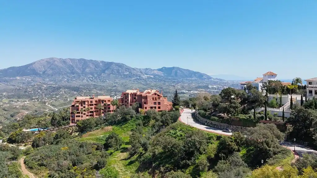 Chalet con piscina en venta en La Mairena, imagen 8