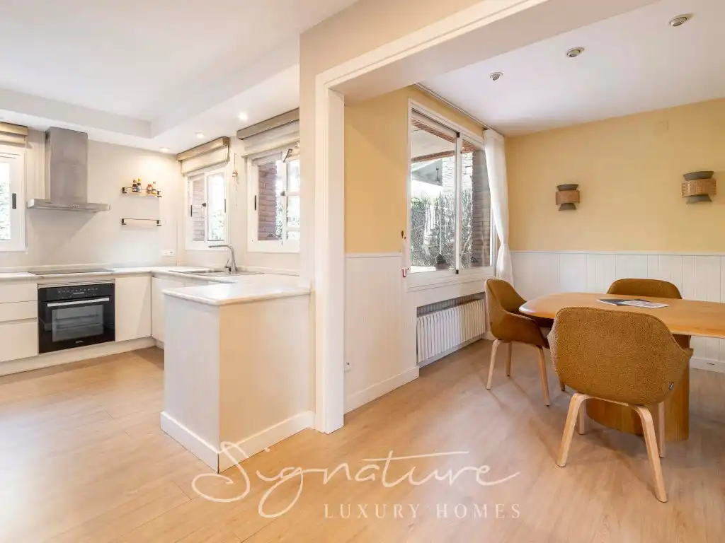 Cocina de Casa o chalet de alquiler en Sant Cugat del Vallès con Aire acondicionado, Jardín privado y Terraza