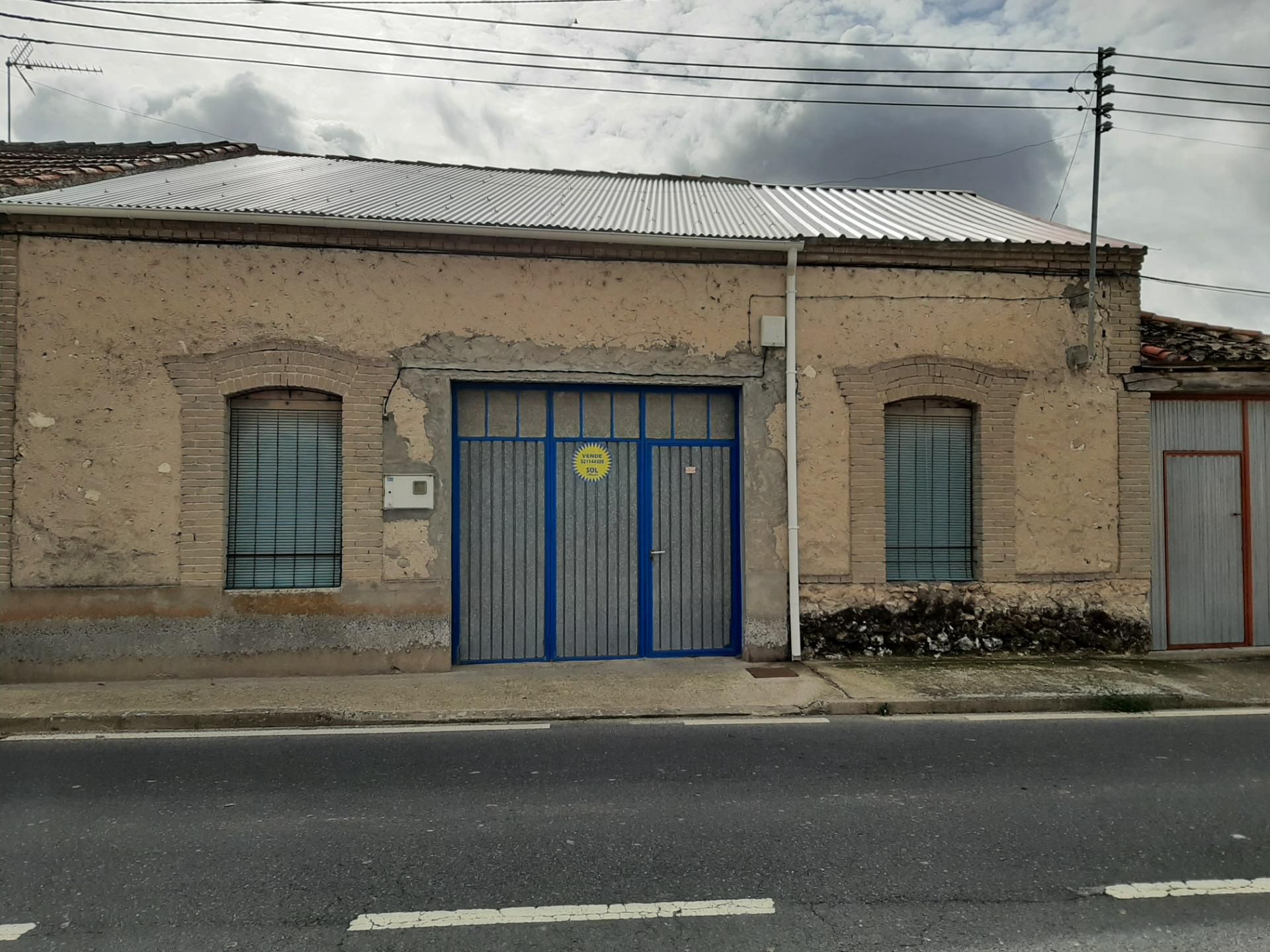 Vista exterior de Garatge en venda en San Cristóbal de Cuéllar