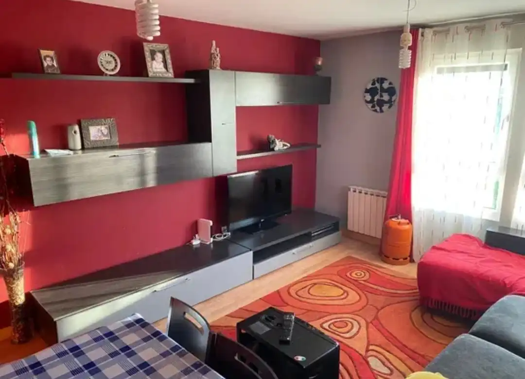 Sala de estar de Piso en venta en Reinosa con Calefacción y Amueblado