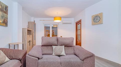 Foto 2 de Casa adosada en venta en Calle José María Pemán, Cúllar Vega, Granada