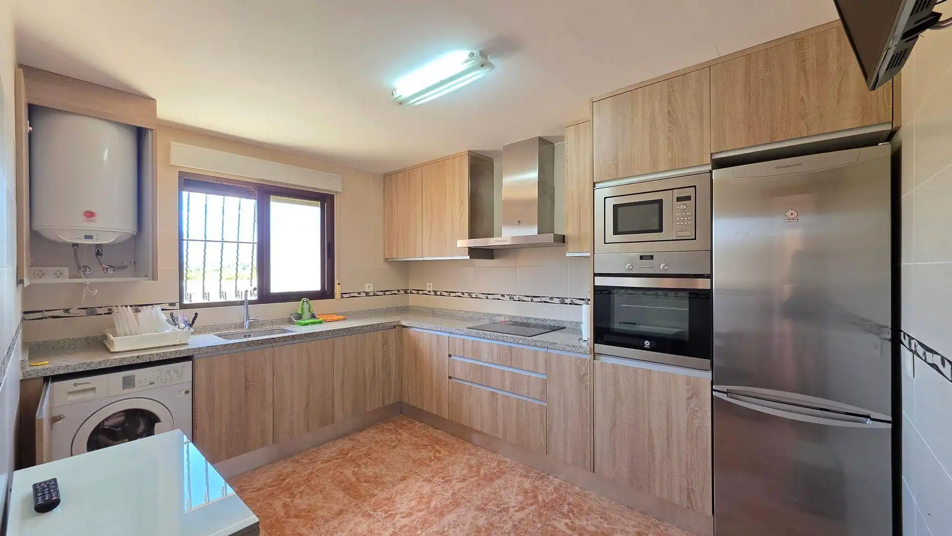 Cocina de Casa o chalet en venta en Gandia con Jardín privado y Terraza