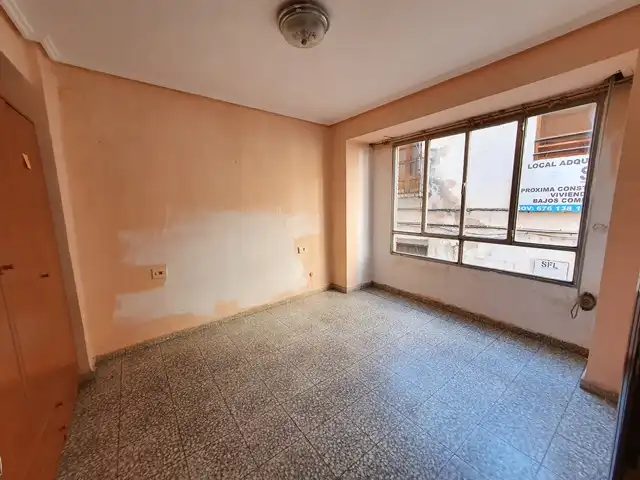 Dormitori de Casa adosada en venda en Castellnovo amb Terrassa, Traster i Balcó