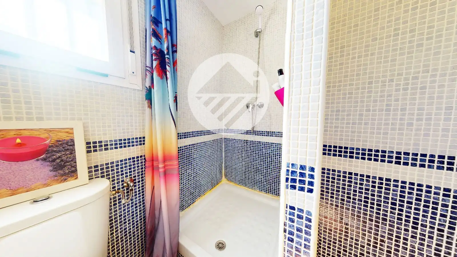 Bathroom of Houses for sale in Lucillos  with Air Conditioner and Heating