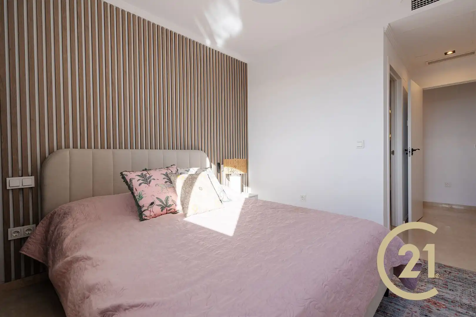 Habitación de Casa adosada en venta en Ojén con Aire acondicionado, Calefacción y Jardín privado