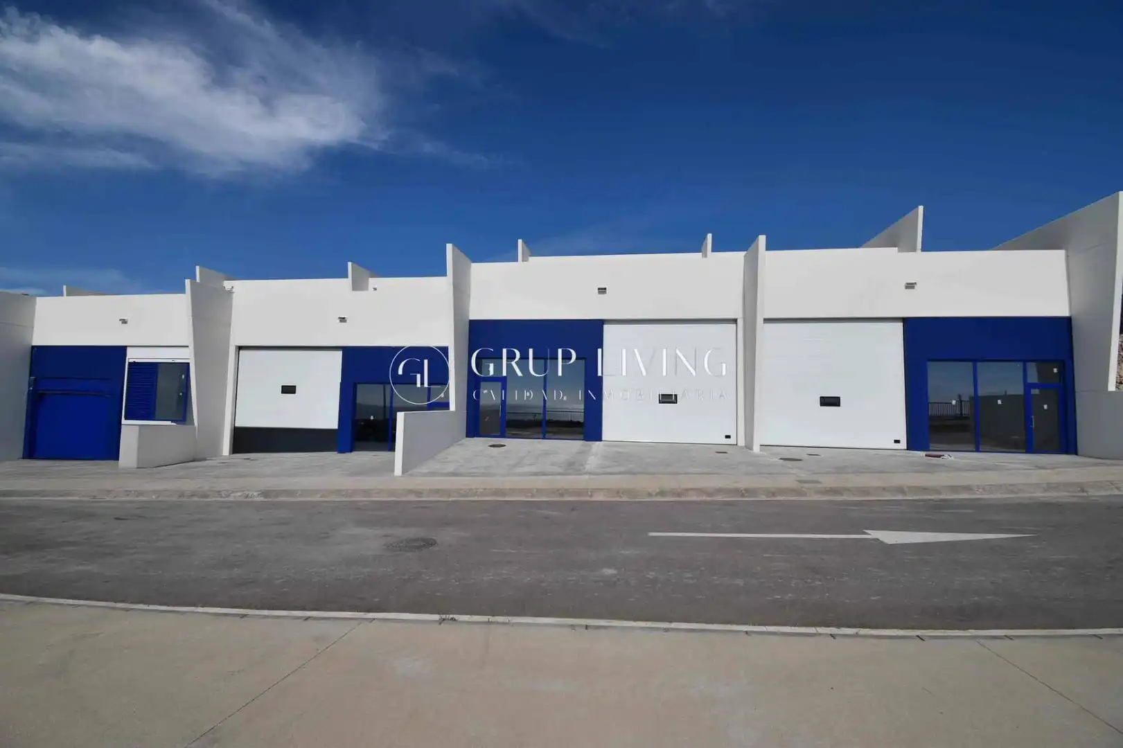Local en venta en Avenida de Sitges, Mas Alba